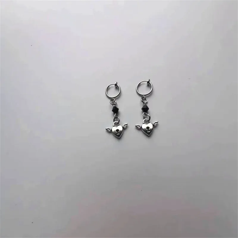 Серьги-клипсы без пирсинга в готическом стиле