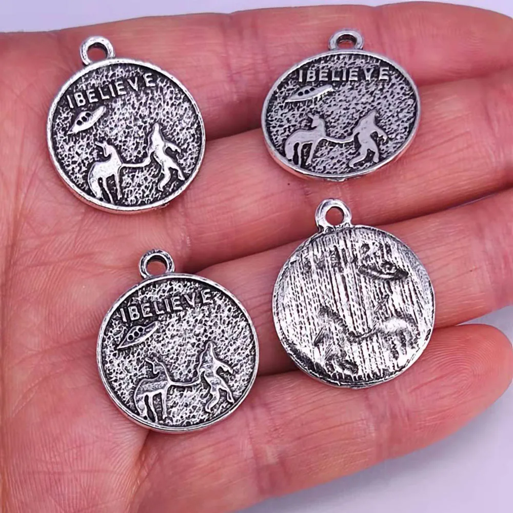 

5pcs DIY 20*20mm Sasquatch Bigfoot charms Forest mounta Alien Spaceship Science Fiction Mysterious Jewelry for women Accessories