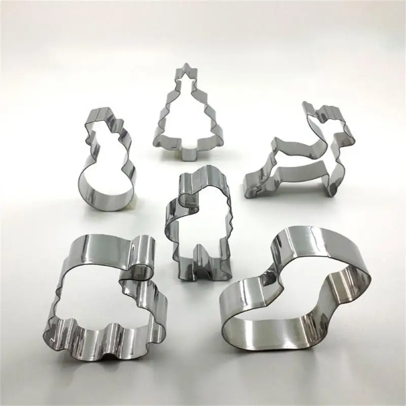 

Christmas Cookie Cutters Moulds Stainless Steel Cute Elk Shape Biscuit Mold DIY Fondant Pastry Decorating Baking Kitchen Tools