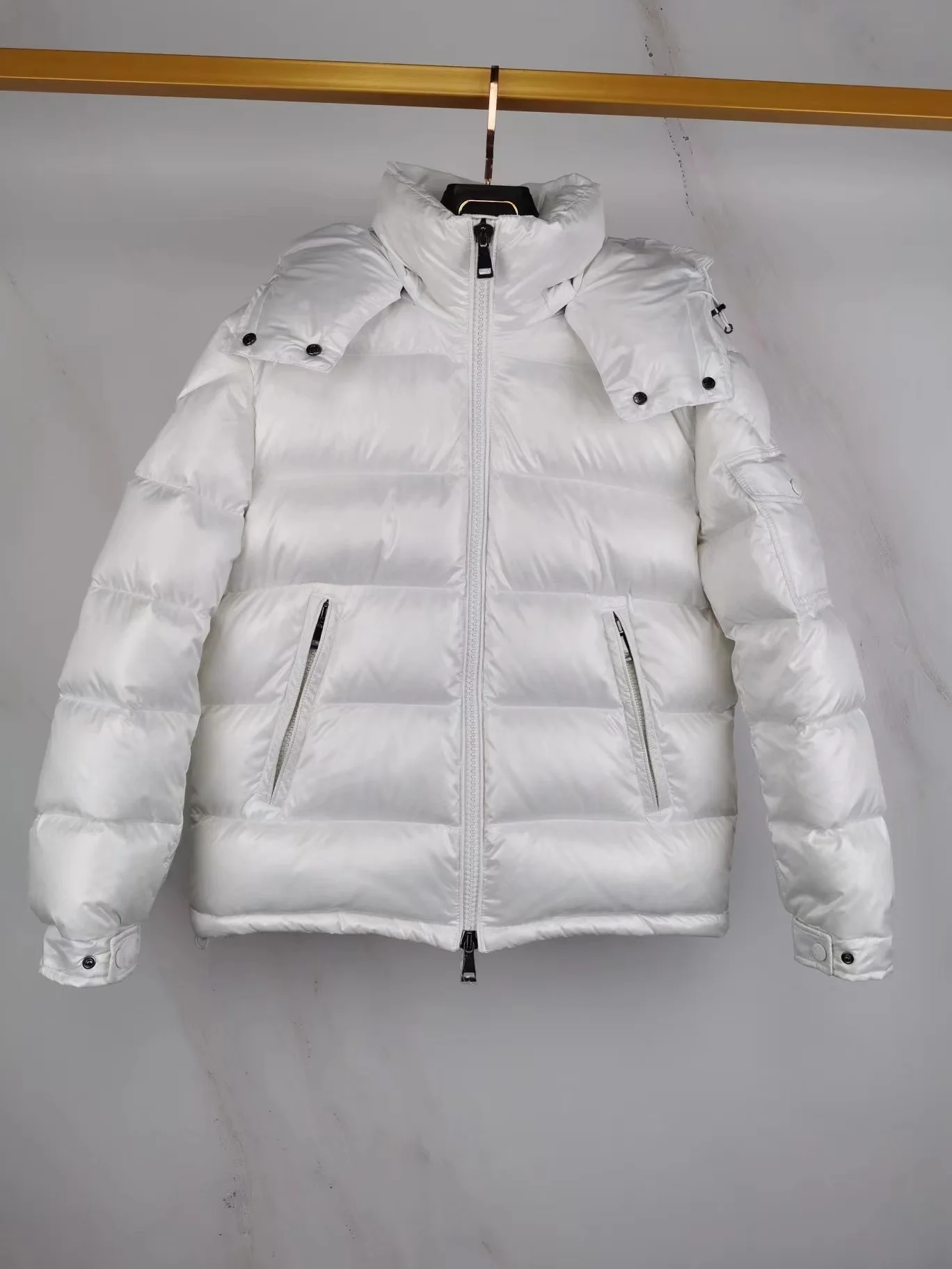 Winter down jacket men and women of the same style thickened new short trend hooded winter warm coat