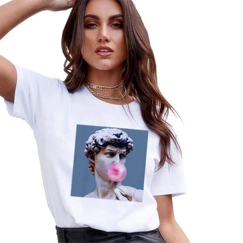 

Женская футболка с коротким рукавом, круглым вырезом и принтом