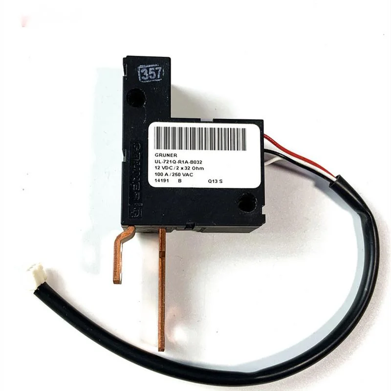 UL-721Q-R1A-B032 б/у разобранный Schneider soft start 12v 100A релейный контактор