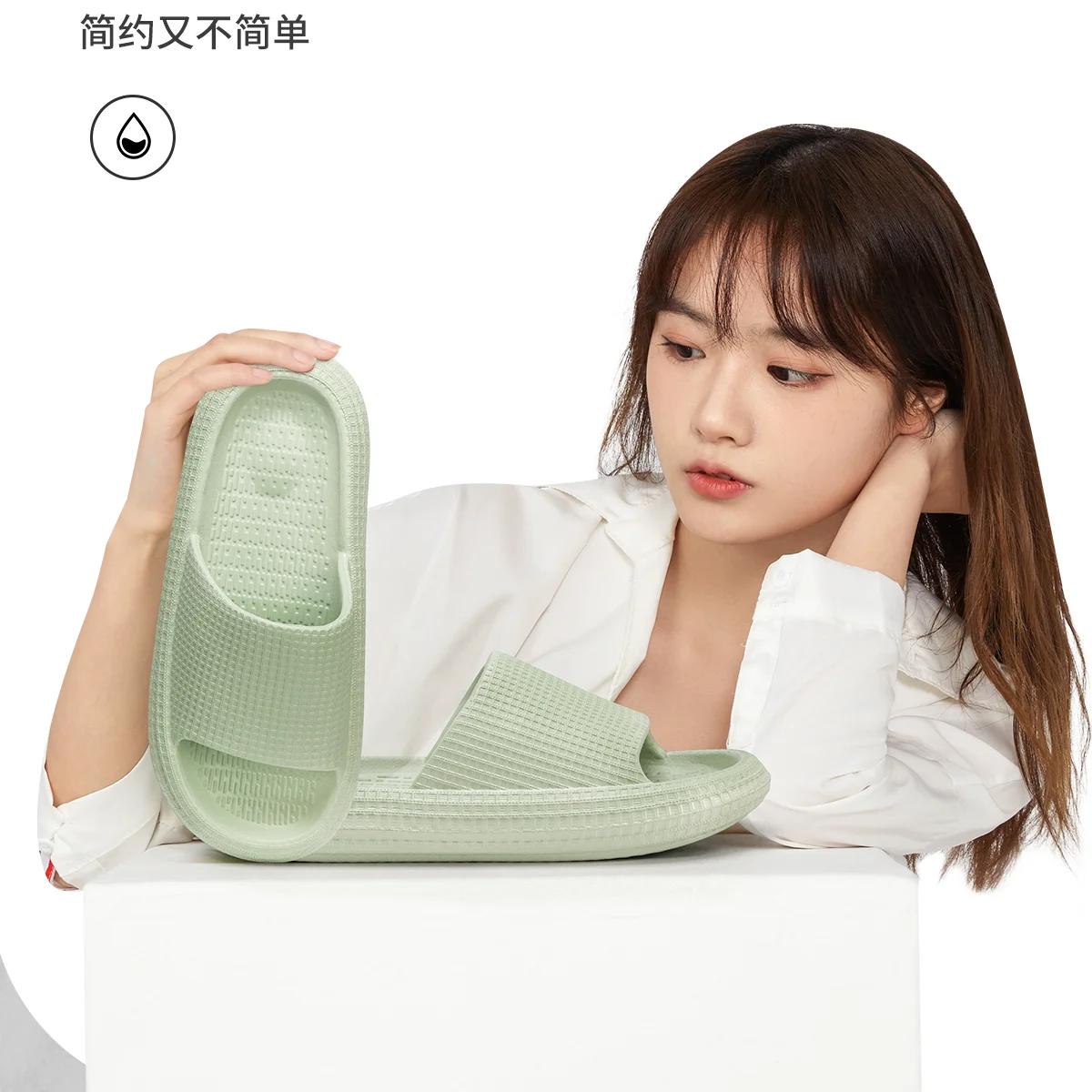 

Шлепанцы для мужчин и женщин, Нескользящие сандалии на толстой подошве, мягкие, для пляжа, сланцы, для ванной комнаты, летние