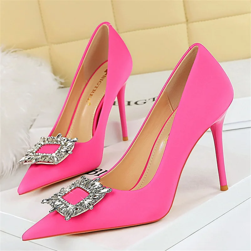 

Women 10cm High Heels Purple Pumps Lady Wedding Bridal Event Classic Heels Silk Satin Nightclub Crystal Replica Quality Shoes