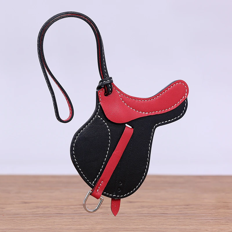 Dimy 2023 New Bunny Pendant Handmade Leather Bag Pendant Car Rearview Mirror Lamb Feather Pendant