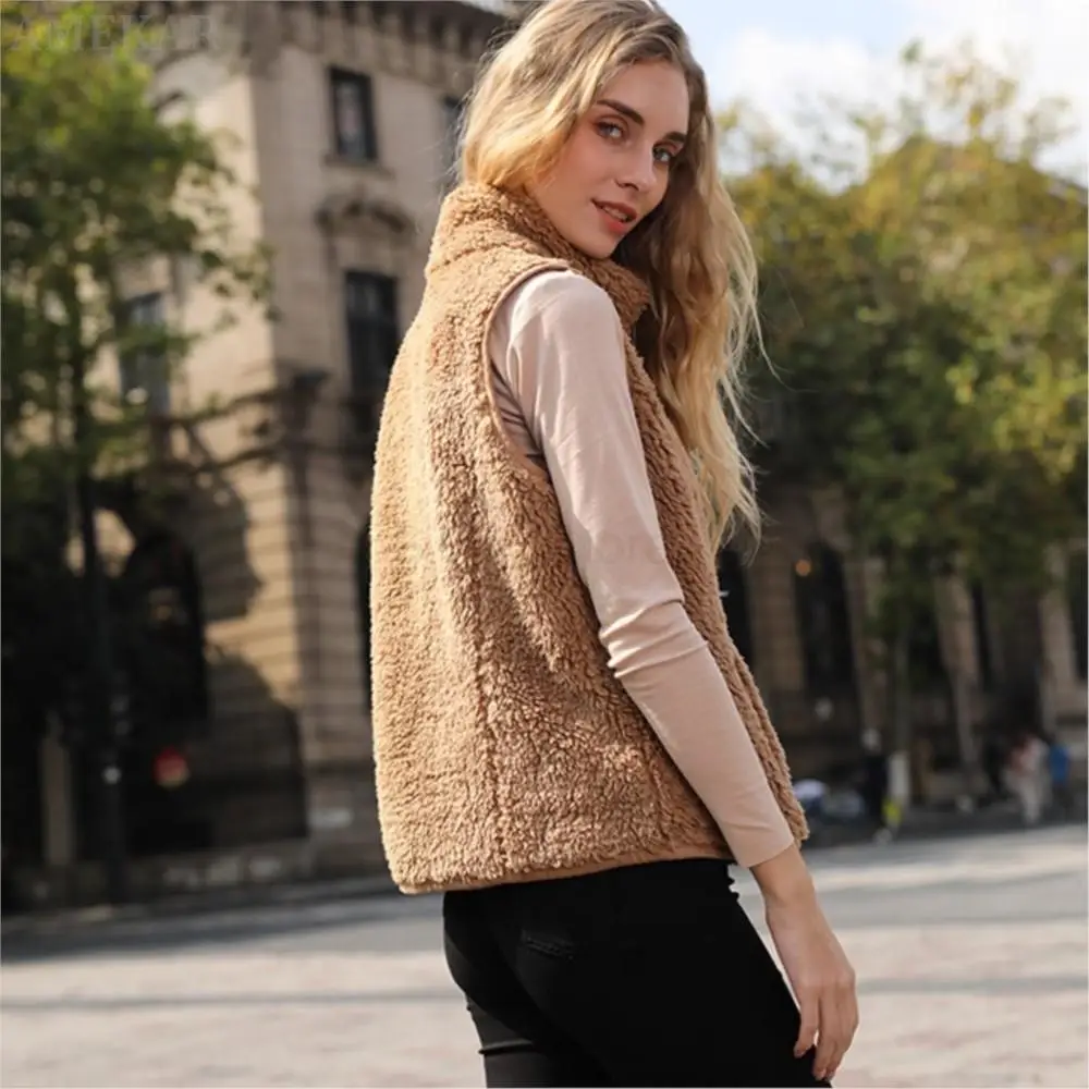 Women Winter Luxury Real Fur Stand Collar Vest Pure Color Zipper Warm Adult Waistcoat Leisure Designer Thermal Real Fur Coat