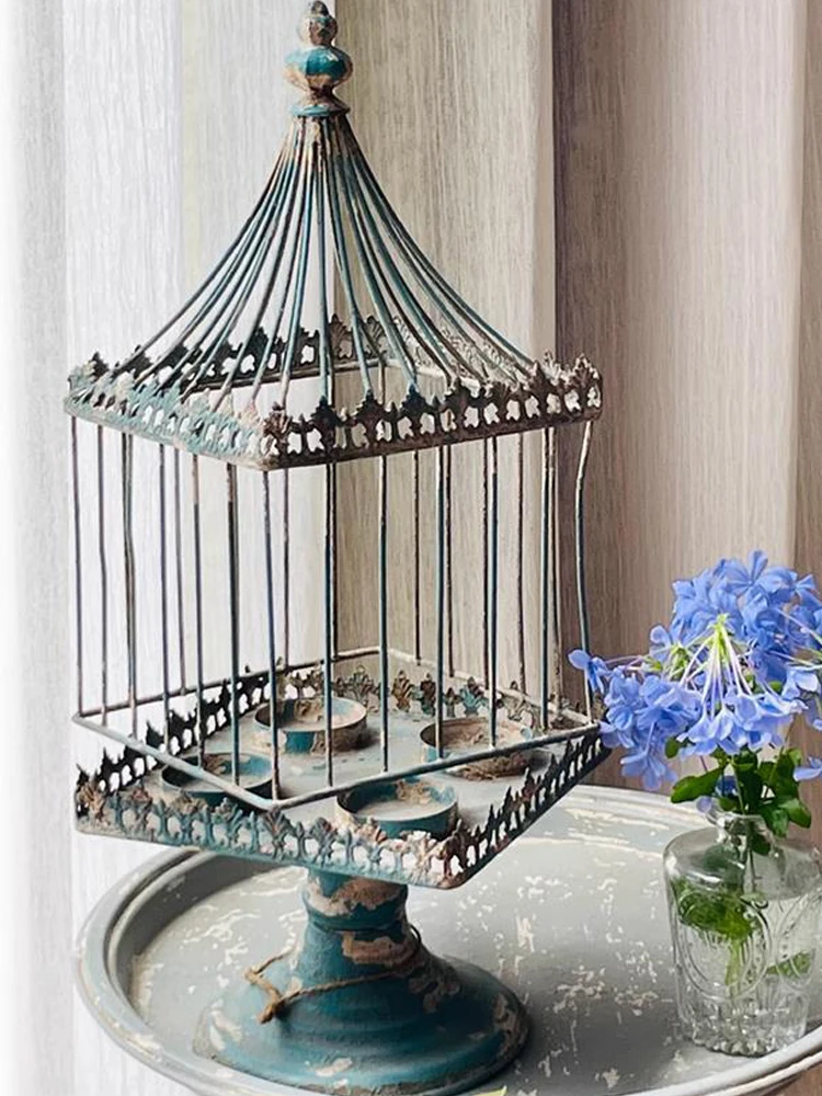 Подсвечник с кружевным куполом в деревенском стиле