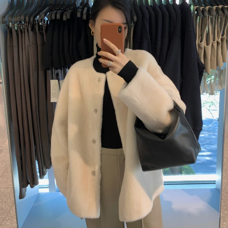 Рисунок 2 - Женская Модная дубленка из овечьей шерсти