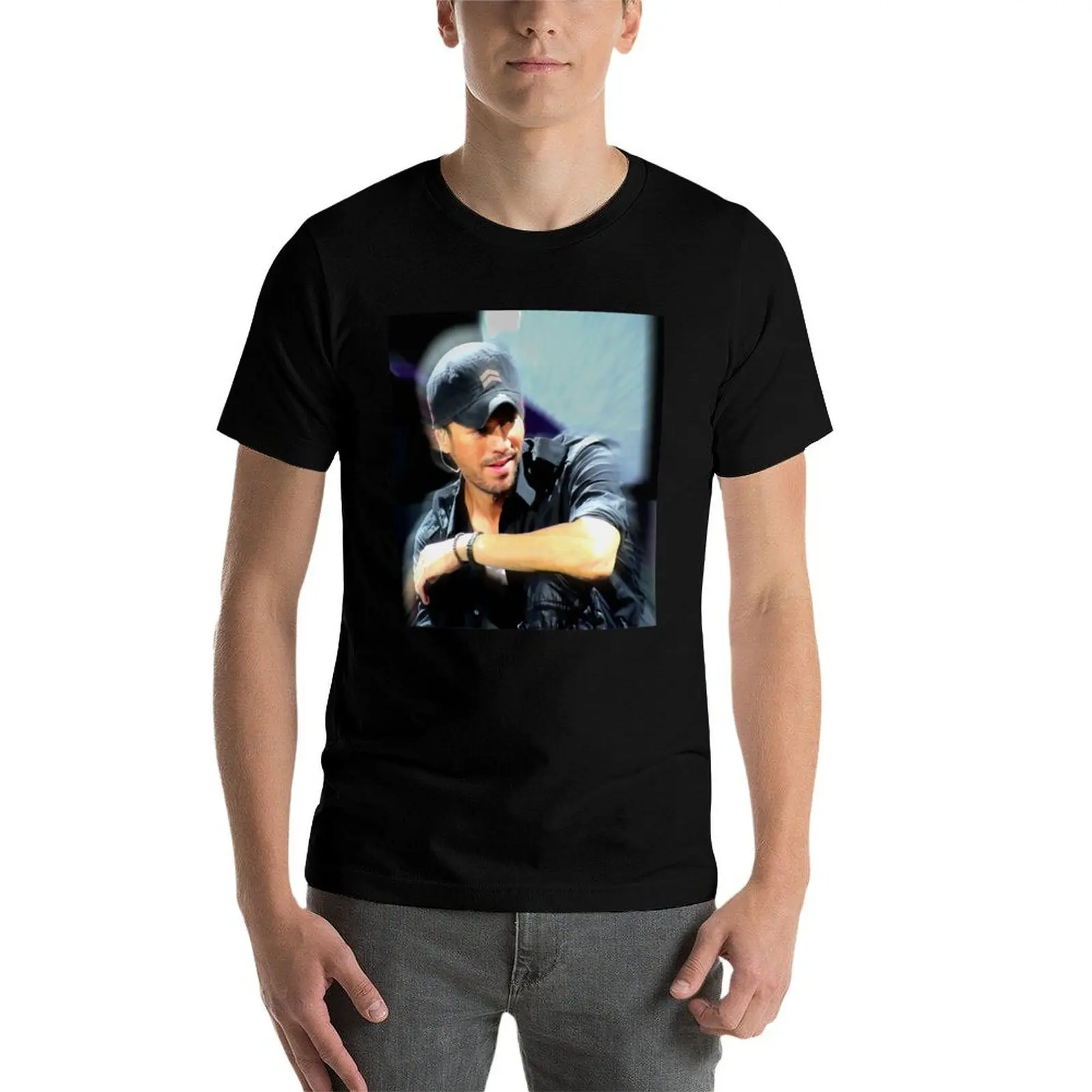 Enrique Iglesias - смотрят вас! Классическая футболка Essential Louboutins летний топ летние топы