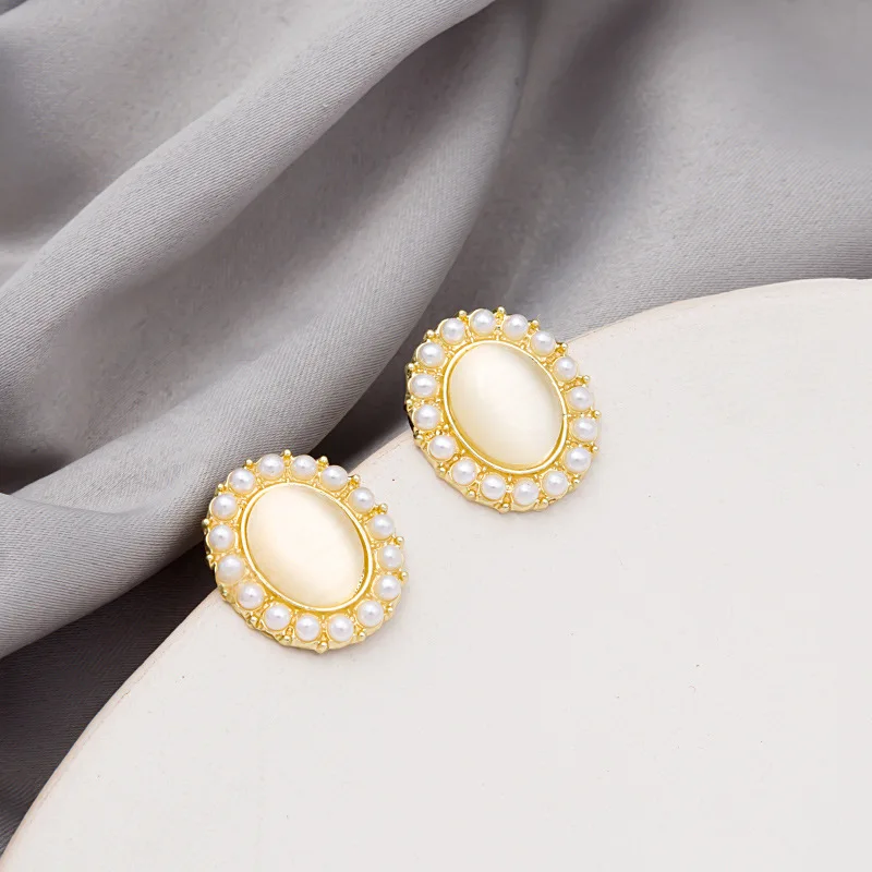 

Trendy Stud Earrings Opal Pearl Simple For Women Girls Metal Chain Jewelry Ladies Classic Fashion Gift Wedding Party