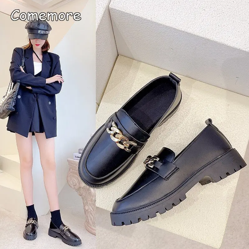 

Comemore 2022 Spring Women Loafers Patent Leather Platform Shoes Pearls Slip on Flats Metal Ladies Casual Black Zapatos Mujer 40