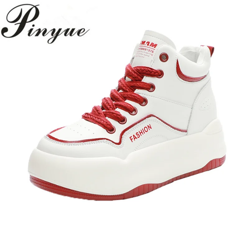 

ladies recreational sports students running shoes Autumn 2023 new leather inner raised thick sole high top small white shoes