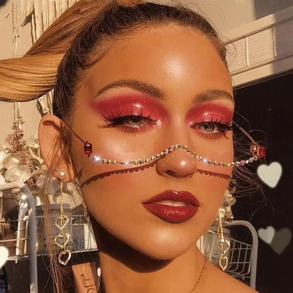 

Металлическая фоторамка для очков с цветными кристаллами