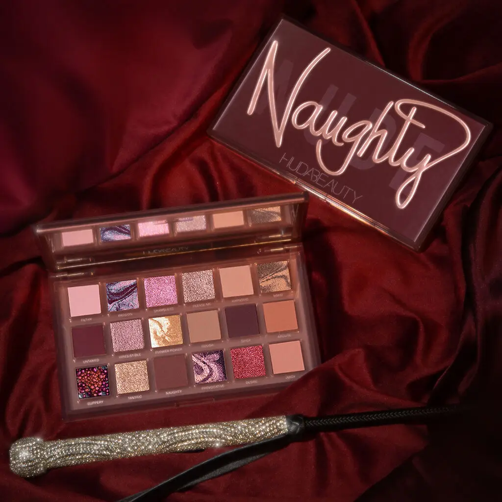 Палитра теней для век Naughty Nude макияж глаз HUDA PALETTE матовый очаровательный