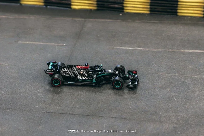 Tarmac Works 1:64 2020 F1 MB W11 EQ No63 G.Russell Sakhir Grand Prix Литая под давлением модель автомобиля