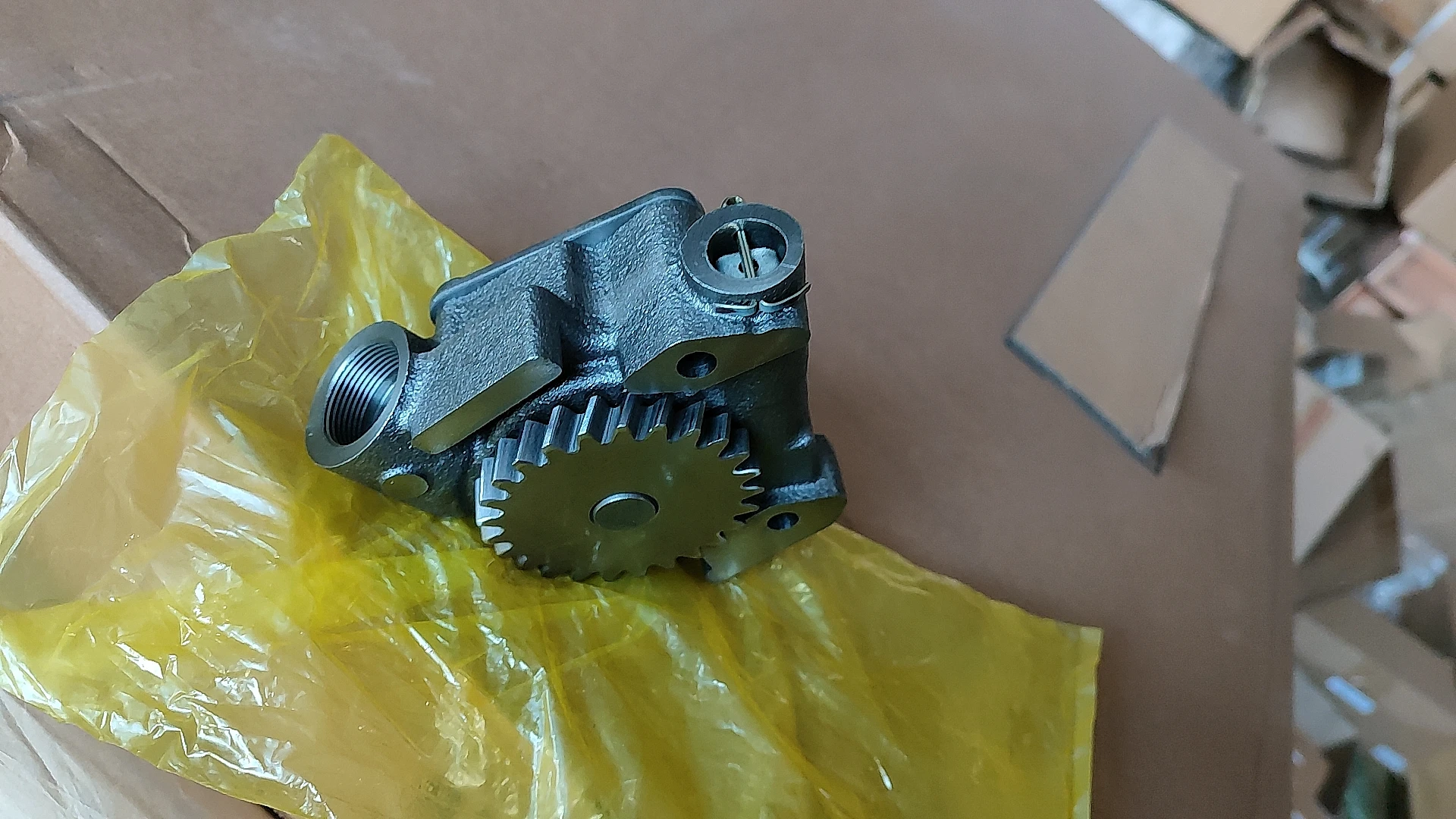Запчасти для дизельного двигателя F3L912 F4L912 масляный насос 0423 0651 0415 9964 1307 04230651 04159964