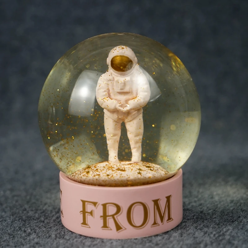 

Star Astronaut Creative Crystal Ball Shining Gold Powder Home Decoration waiwai miaoen