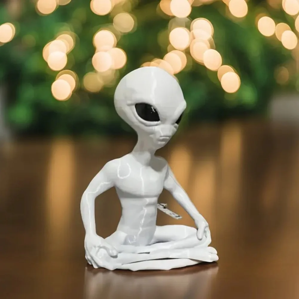 

Статуэтка Инопланетянина для медитации