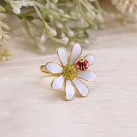 timeless wonder enamel daisy ladybug rings for women designer jewelry punk cocktail ins runway luxury brand gift mix rare 2321