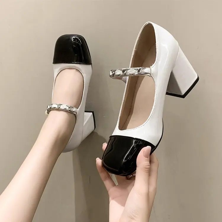 Женские кроссовки на платформе и каблуке с круглым носком