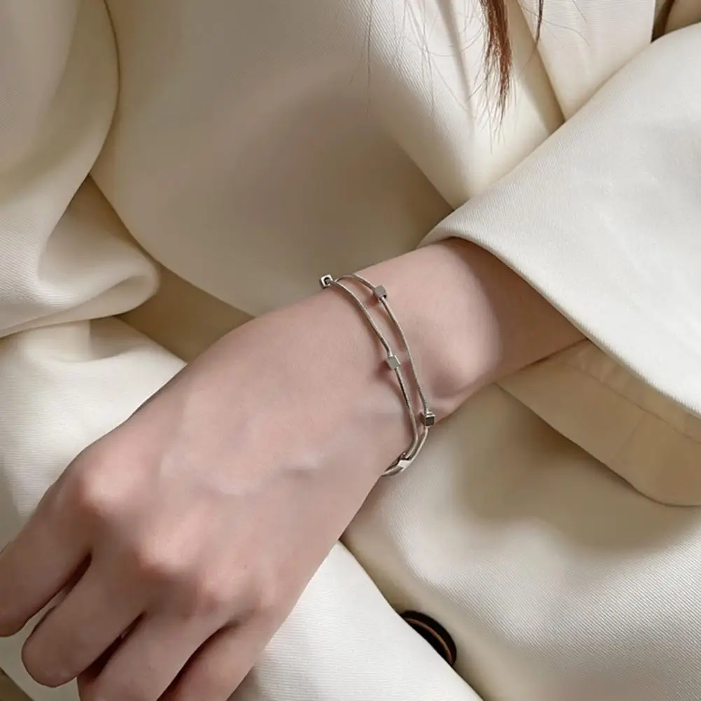 

Женский многослойный браслет с цепочкой, изящный браслет с квадратными вставками, Ювелирное Украшение для вечеринки