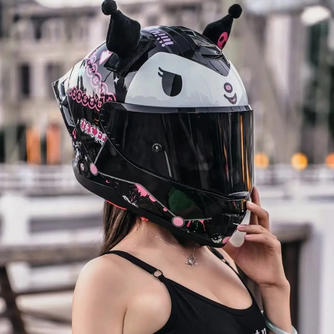 Шлем мотоциклетный Sanrio Kuromi