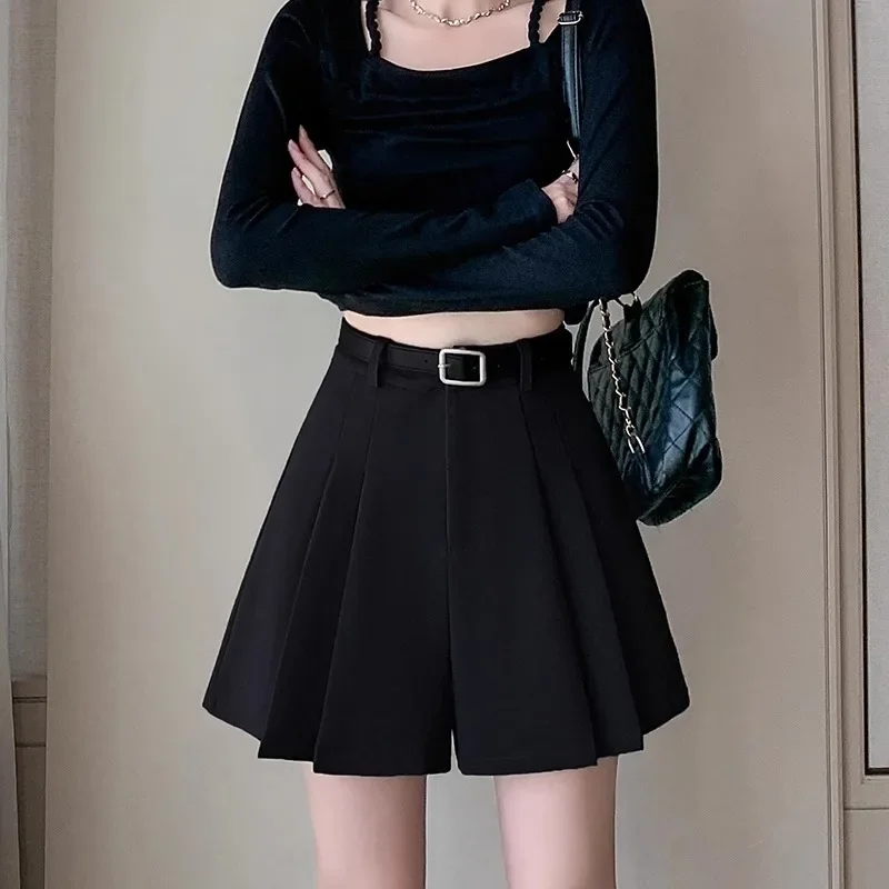 Шорты женские