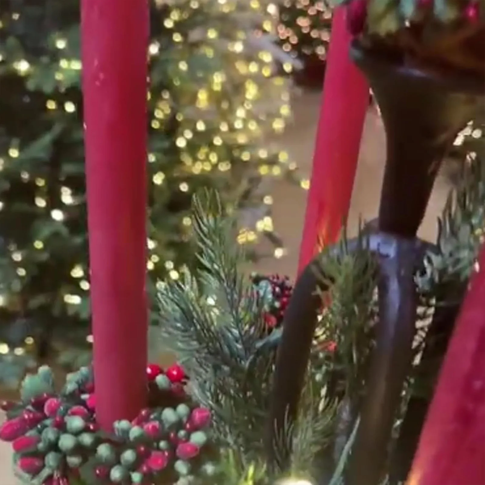 Рождественский декоративный подсвечник тонкая работа добавлен атмосферу