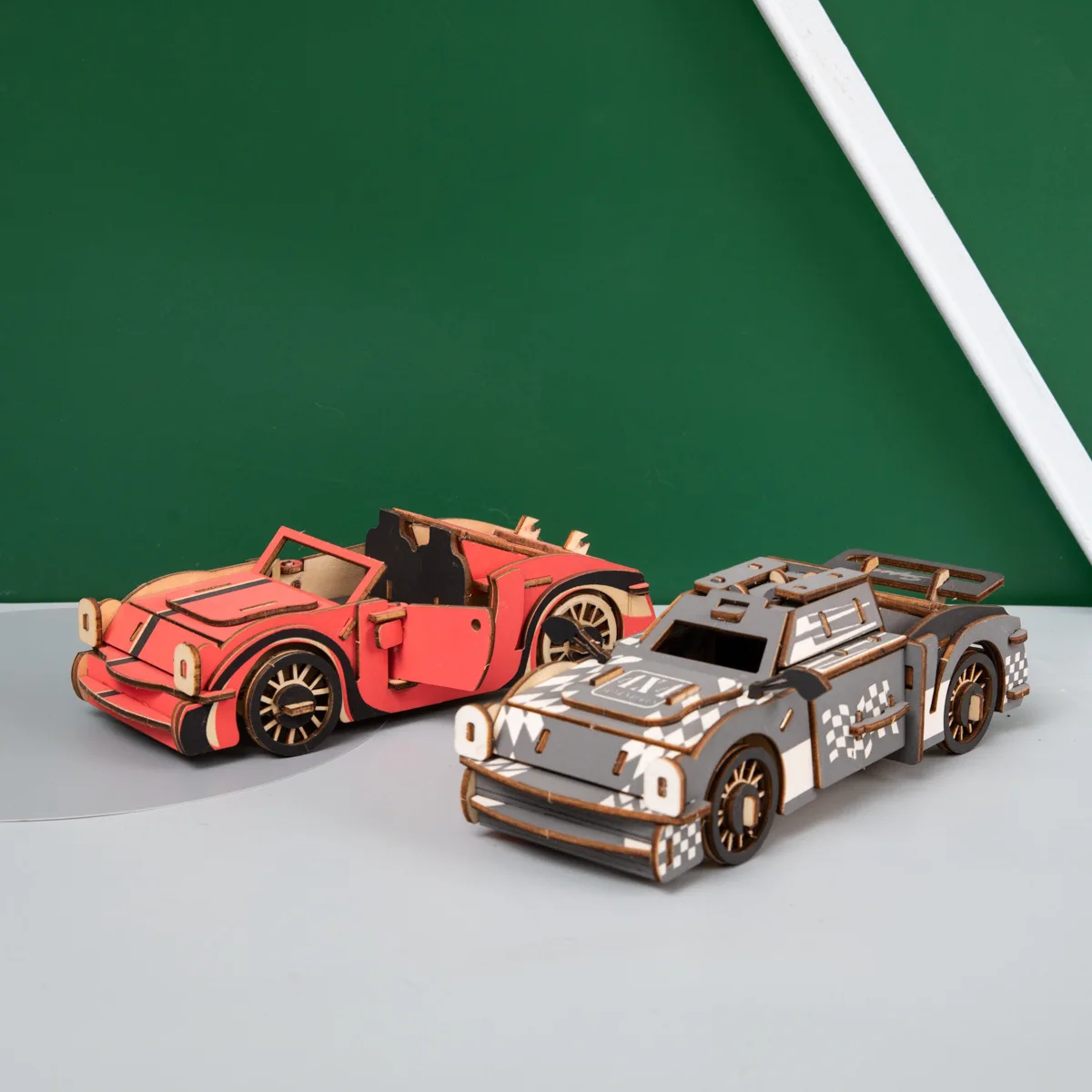 

3D three-dimensional jigsaw puzzle handmade wooden simulation car fire truck model intelligence development DIY toys
