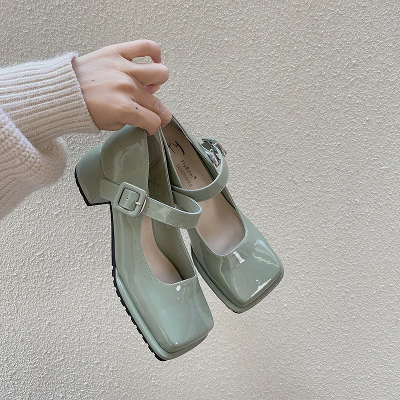 2022 Women Flat Shoes Solid Color Retro Simple Low Heeled Single Shoes Square Toe Mary Jane Shoes Spring and Autumn