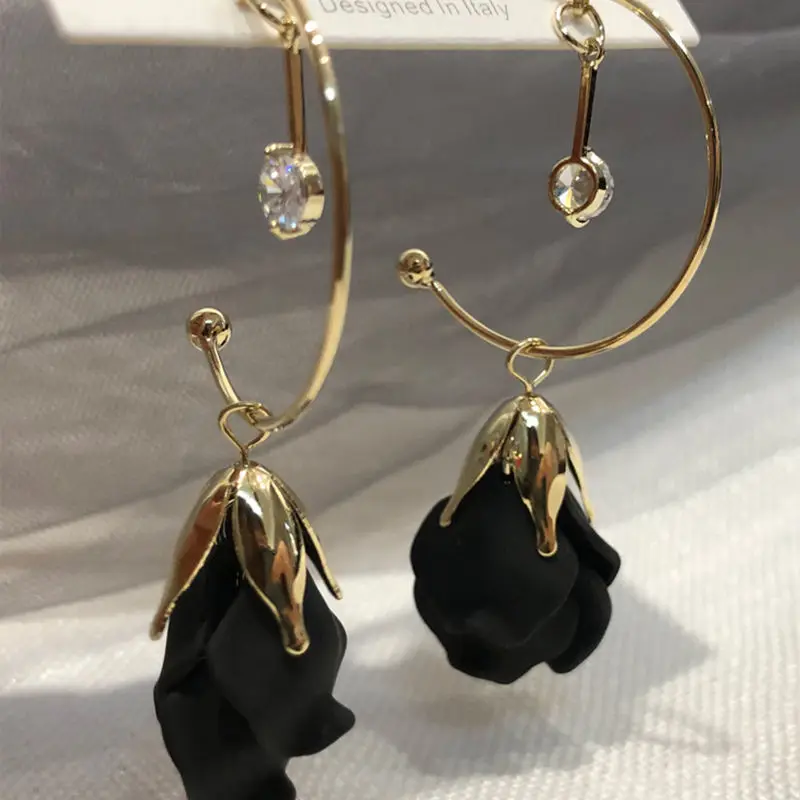 

Sexy Woman Black Flower Earrings Party Club Accessories Ear Stud Earrings Fashion Jewelry Korean Rhinestone Earrings