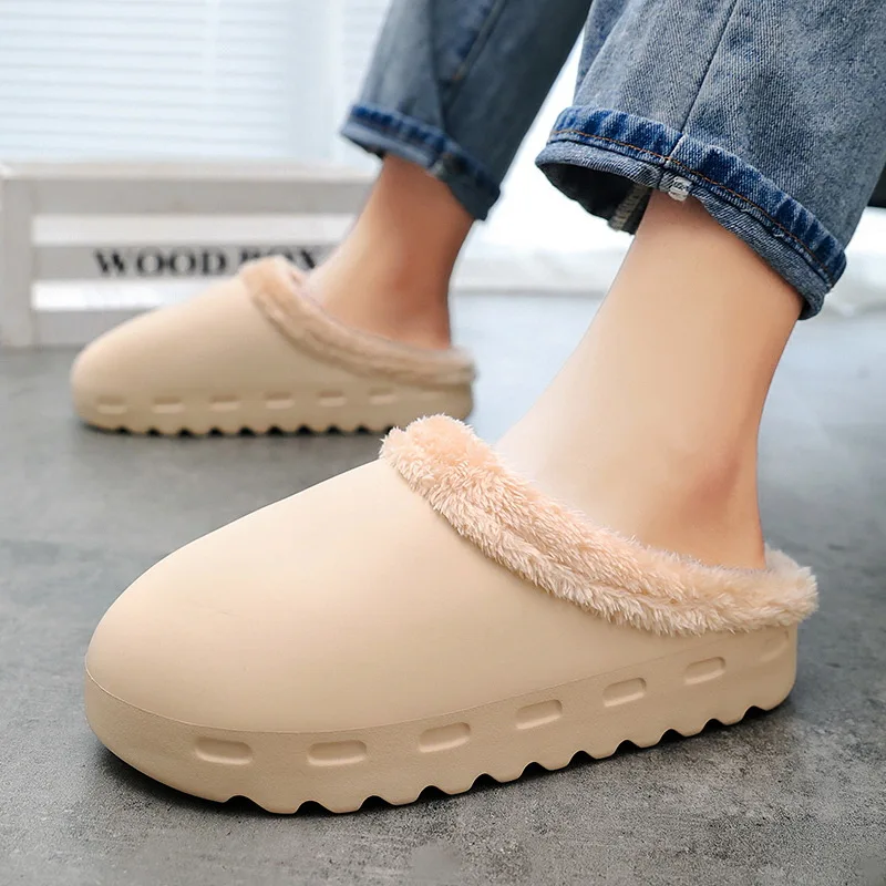 

New Winter Women's Cotton Slippers Home Indoor Warm Shoes Men's Plush Flat Soft Cotton Shoes Unisex Non-slip Waterproof Slides
