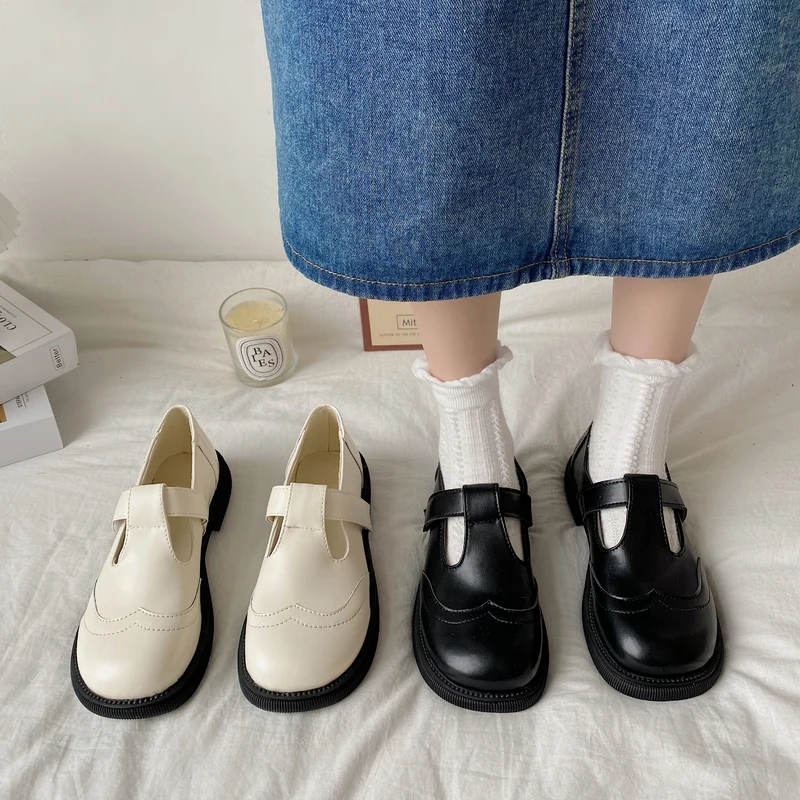 

Кроссовки женские на платформе, повседневные туфли-оксфорды на плоской подошве, с закрытым носком, клоги в британском стиле, ретро, на каблу...