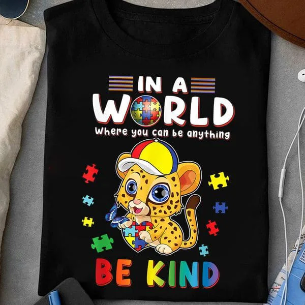 

In A World Where You Can Be Anything, Be Supreme, Feminist Shirt Unisex T-shirt