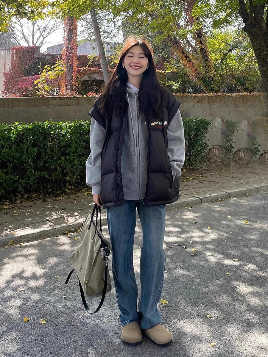 Черный теплый жилет куртка на хлопковой подкладке женская зимняя новая верхняя