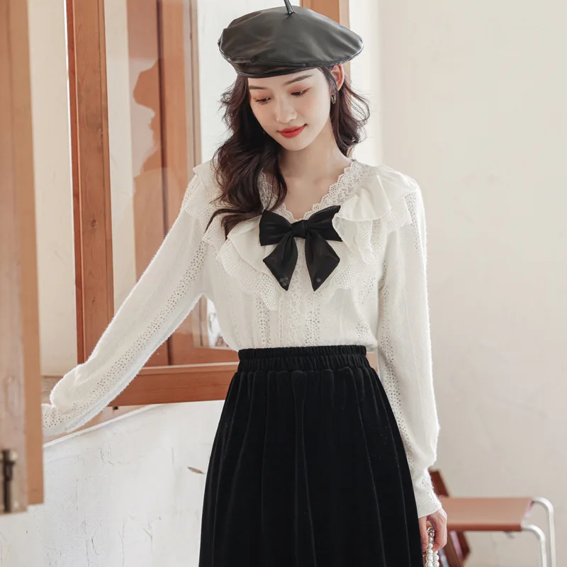

Fashion Lace Bottoming Shirt Women Blouses 2023 Autumn Winter New Long Sleeve V-neck Bow Ruffle Top Women 블라우스