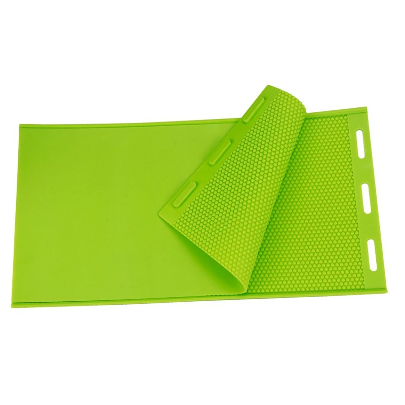 

2Pcs Rubber Beeswax Press Sheet Mould Foundation Beekeeping Equipment Bee Hive Basis Press Sheet Mould