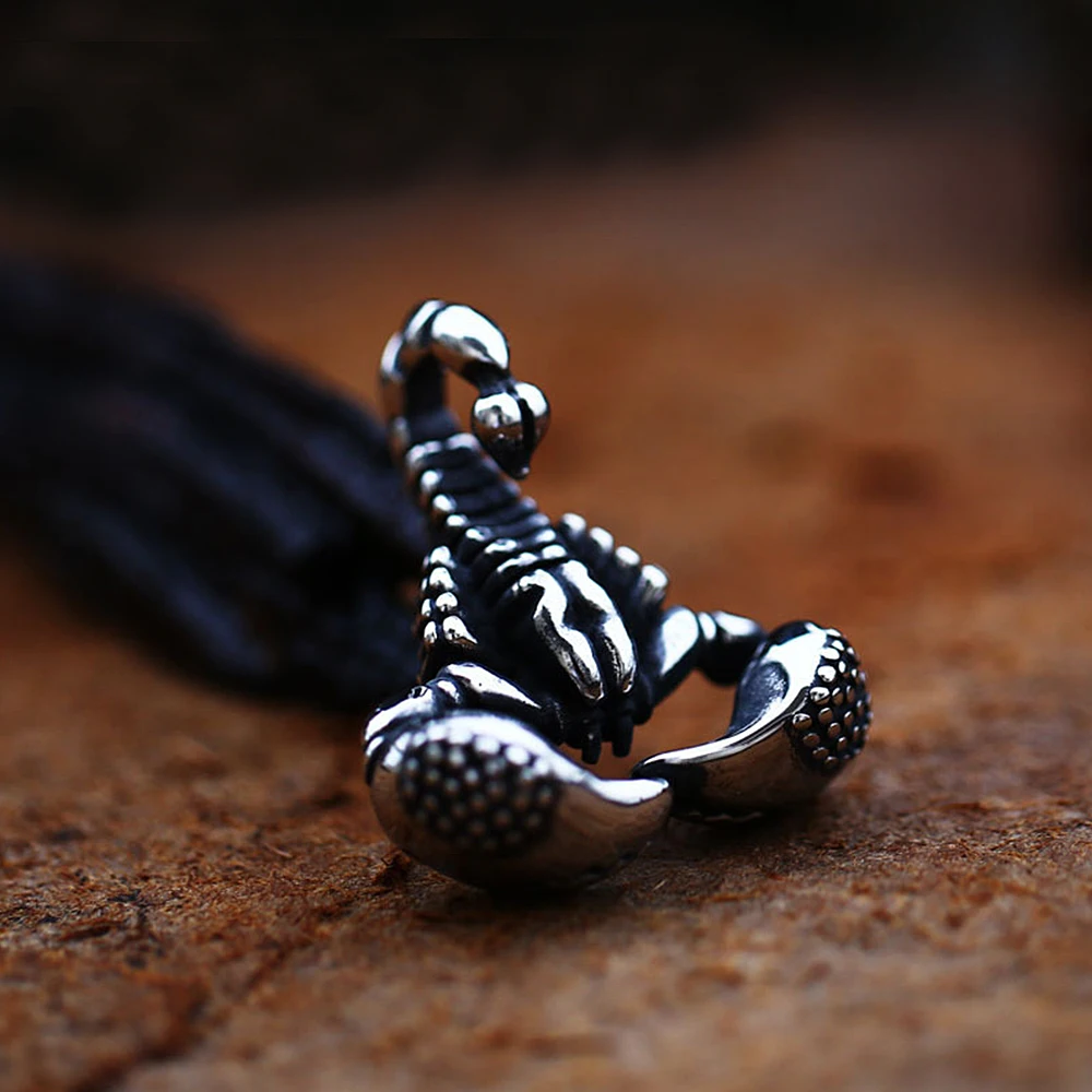 

Domineering Vintage Scorpion Necklace Fashion Stainless Steel Animal Gothic Biker Pendant For Men Punk Jewelry Gift Dropshipping
