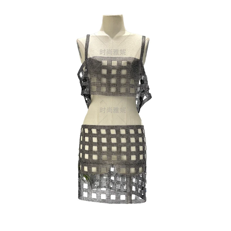 

Женский трикотажный комплект из двух предметов, укороченный топ с длинным рукавом и облегающая юбка средней длины на подтяжках, новинка 2023