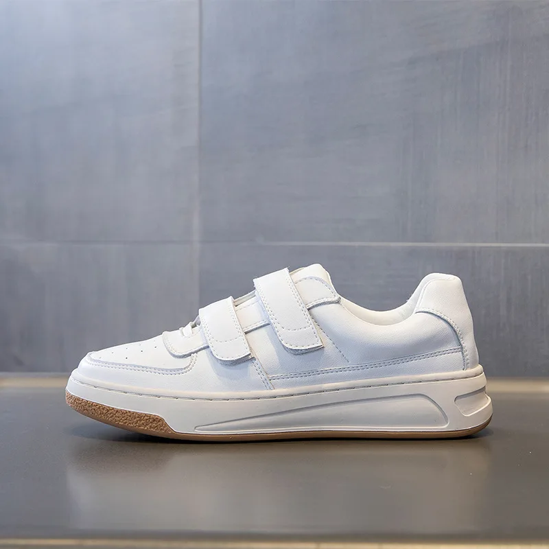 

Маленькие белые женские туфли Весна-Осень 2022 Спортивные Повседневные кожаные туфли на толстой подошве Универсальные женские туфли на толс...