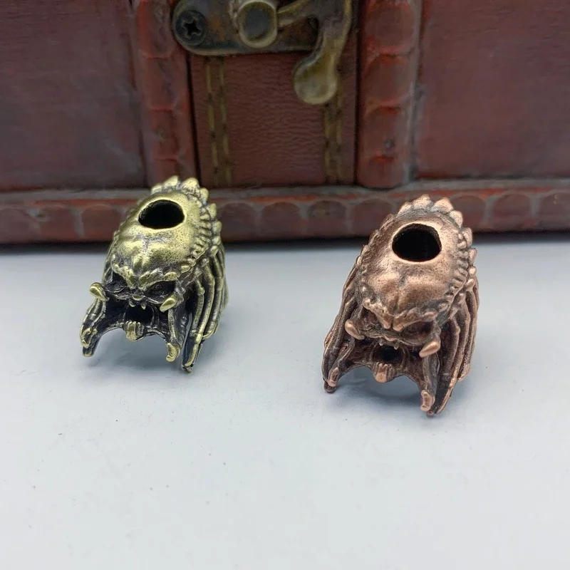 12G Alien Beast Face Iron Warrior Knife Bead Handmade Woven Paracord Lanyard DIY Pendants Jewelry Accessories Brass EDC Outdoor