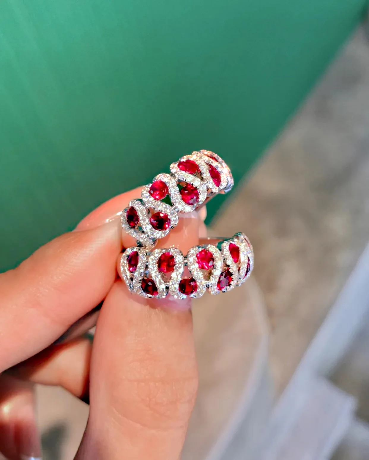 

New Ruby Diamond Ring Group Set with Broken Diamond Row Ring Two-color Exquisite Shining S925 Sterling Silver Retro Women's Ring