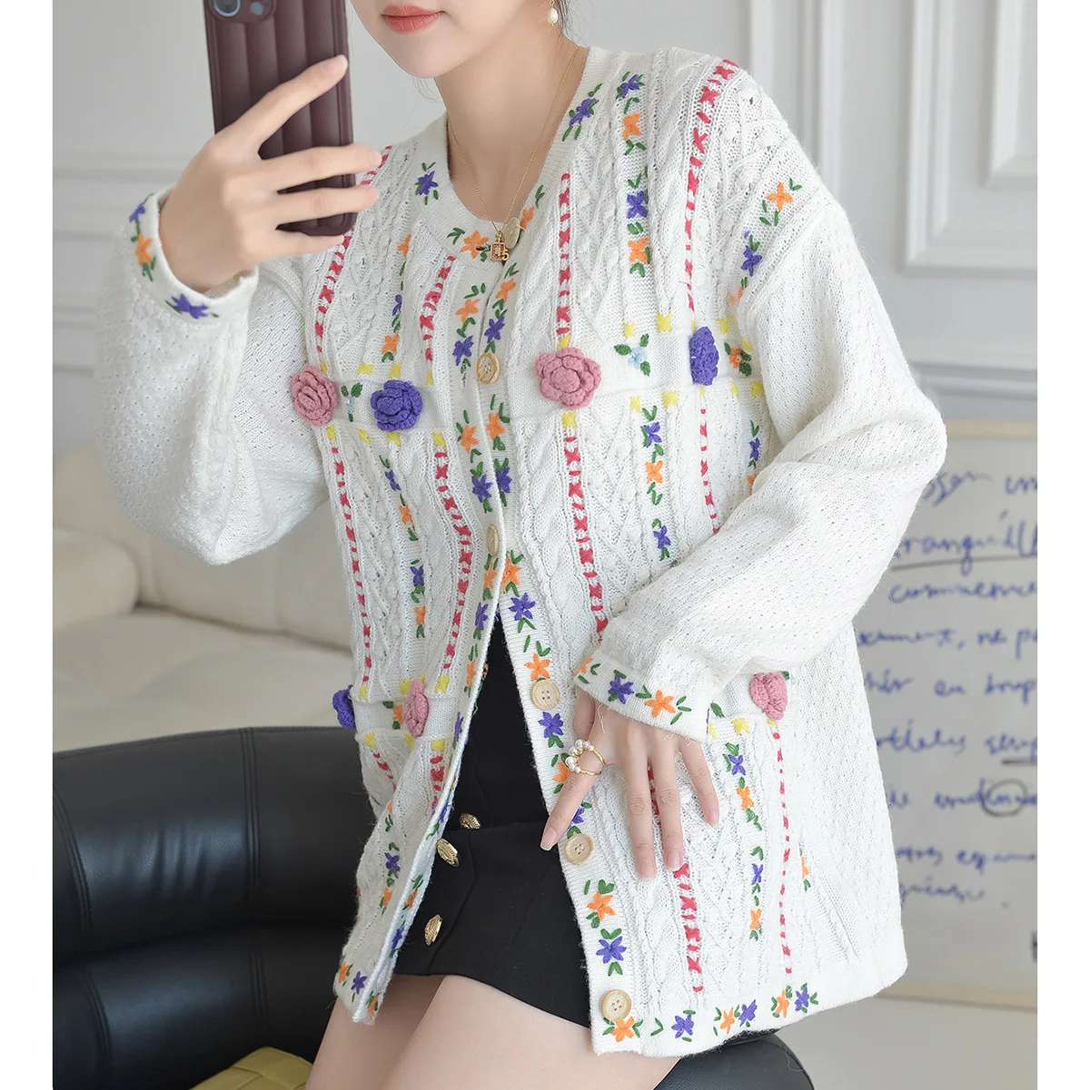 

Floral Appliques Fashion Knitting Women Cardigan Sweater Full Sleeves White Color Lady Loose Coat Jumpers Clothes