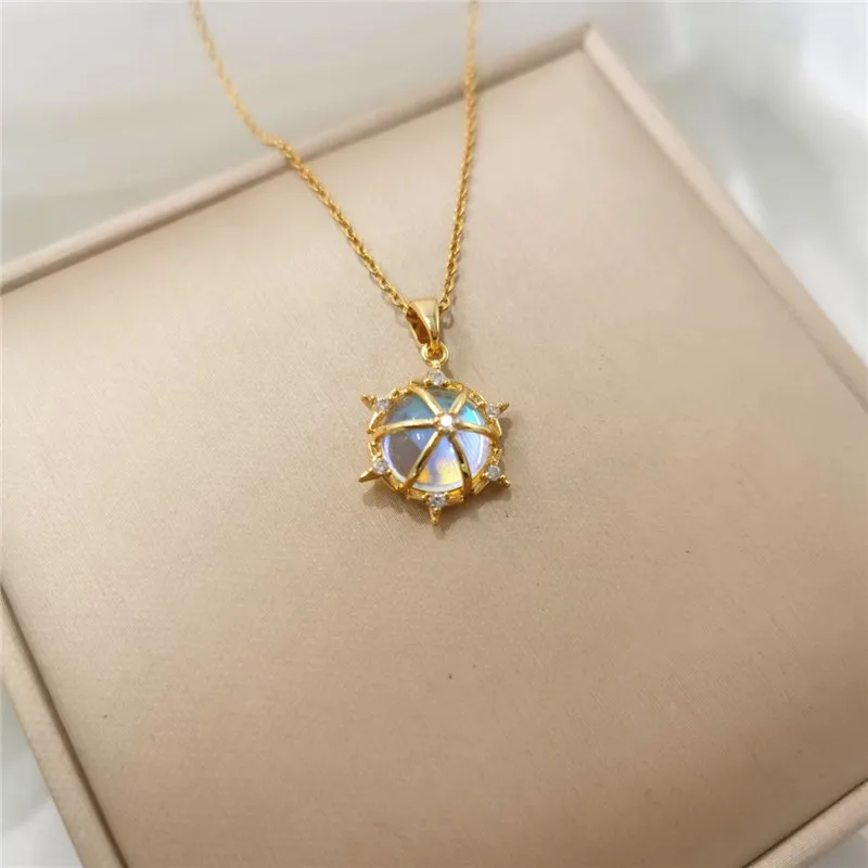 

Temperament 18k Moonlight Stone Snowflake Titanium Steel Necklace Women Light Luxury Charm Party Jewelry