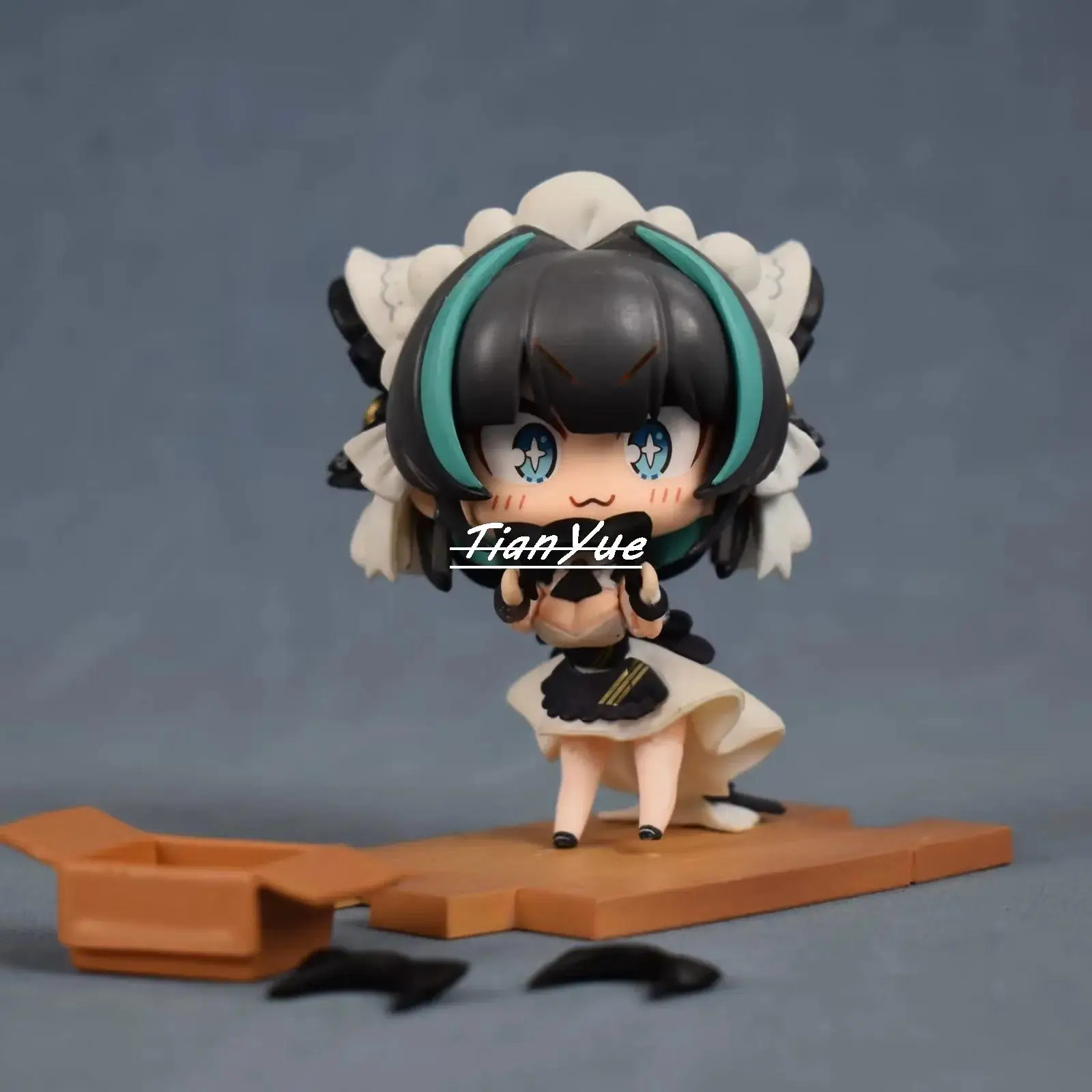 

Azur Lane HMS Cheshire Cute version Figure PVC Doll Model Toys Car Decoration 10cm