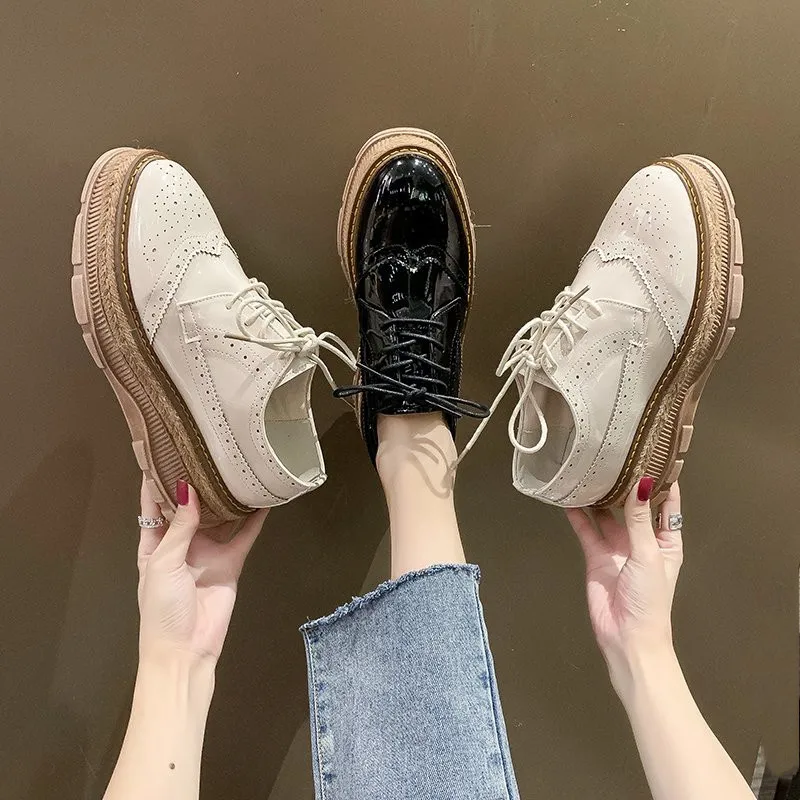 

Балетки женские из лакированной кожи, повседневные туфли-лоферы на платформе, без застежки, с закрытым носком, с мехом, Cree