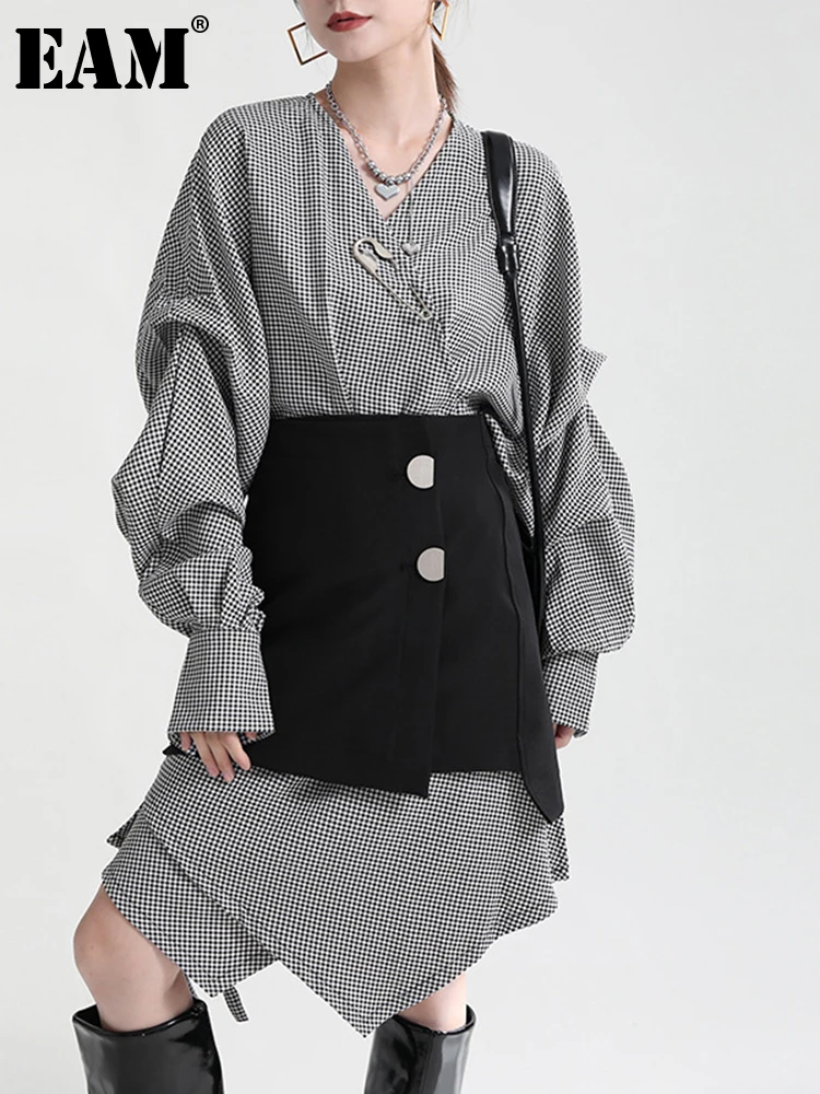 

[EAM] Women Black Belted Irregular Plaid Big Size Dress New V-Neck Long Sleeve Loose Fit Fashion Tide Spring Autumn 2023 1DE3663