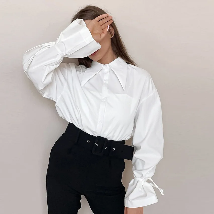 

Spring 2022 Women White Loose Blouse Fashion Turn-down Collar Lace-up Bell Long Sleeve Shirt Office Lady Elegant Button Up Shirt