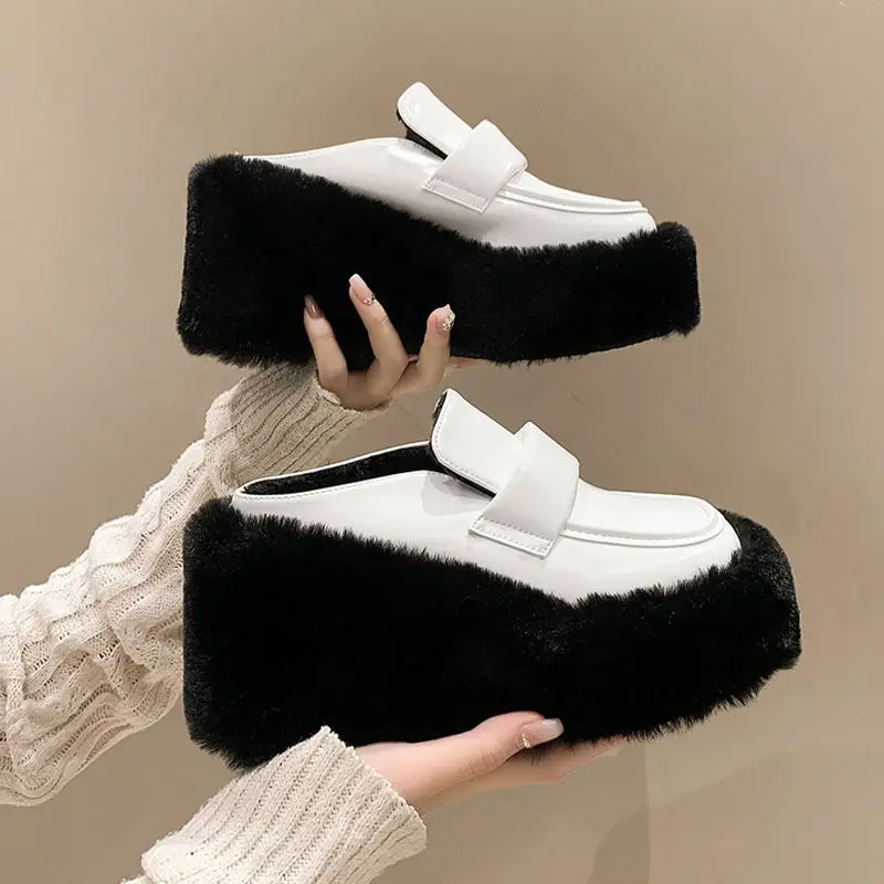 

New Chunky Half Slippers Women Platform Heels Mules Ladies Fashion Closed Toe Wedges Fur Keep Warm Slides Female Comfort Shoes