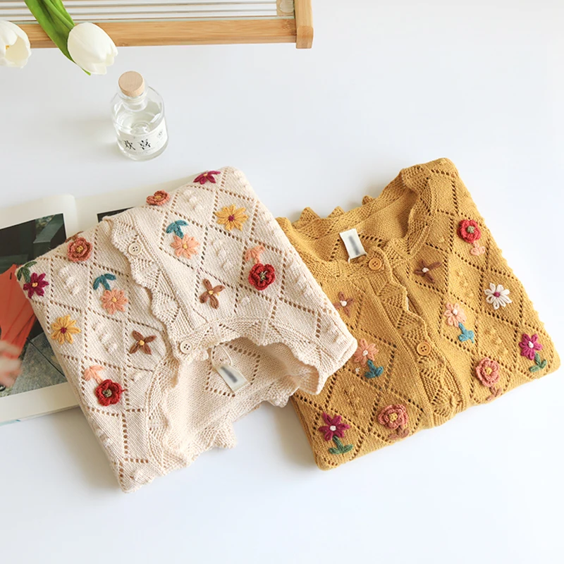 

Autumn Winter Three-dimensional Flowers Hollow Out Sweater Women Mori Girl Knitting Long Sleeved Single Breasted Cardigan U018